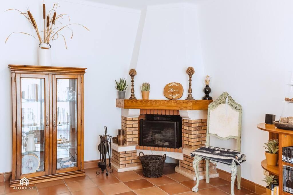 Casa Do Patio - 3 Bedrooms, Ponte Rol Torres Vedras Ngoại thất bức ảnh